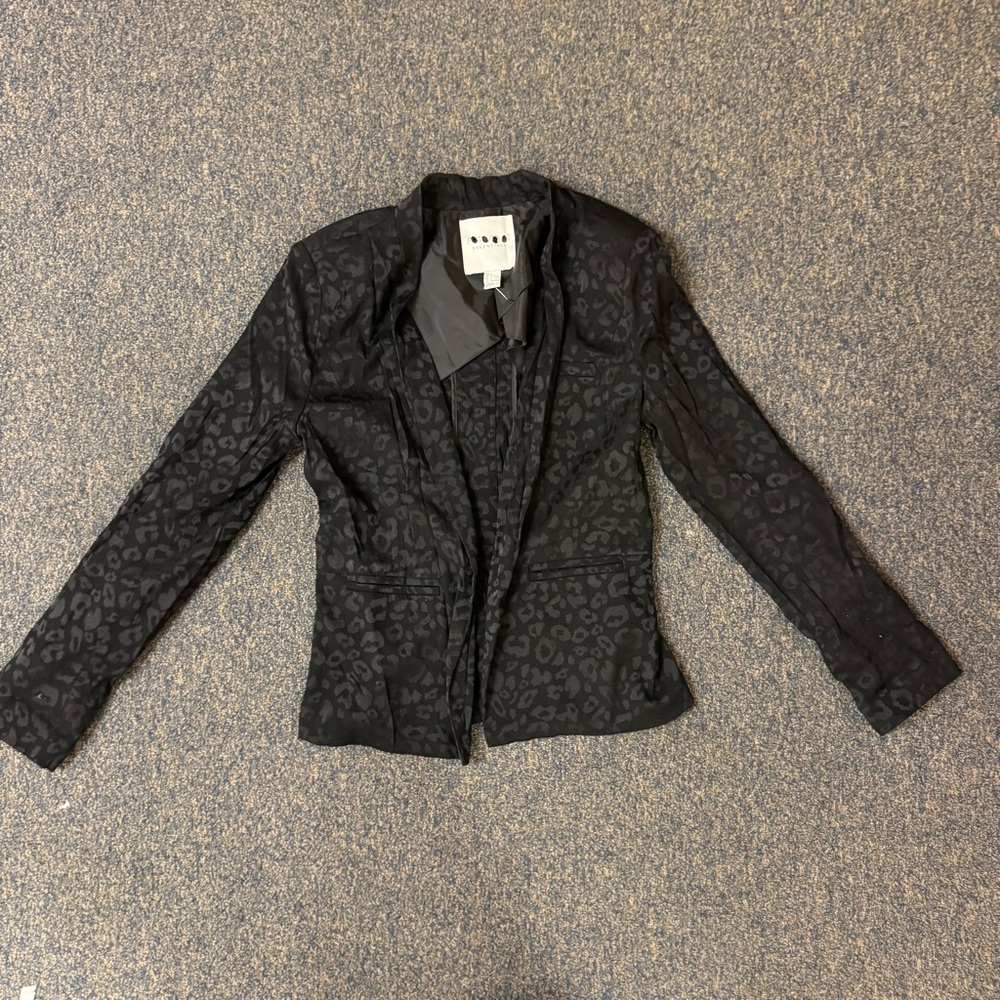 Patterned Blazer